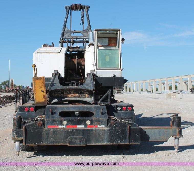 image for item I4732 1972 Lima 700-TC lattice boom truck crane