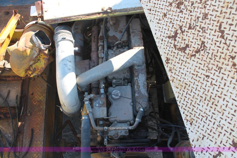 image for item I4732 1972 Lima 700-TC lattice boom truck crane