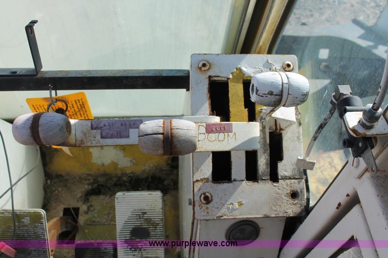 image for item I4732 1972 Lima 700-TC lattice boom truck crane