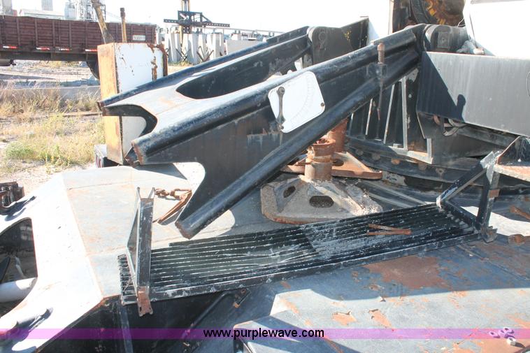 image for item I4732 1972 Lima 700-TC lattice boom truck crane