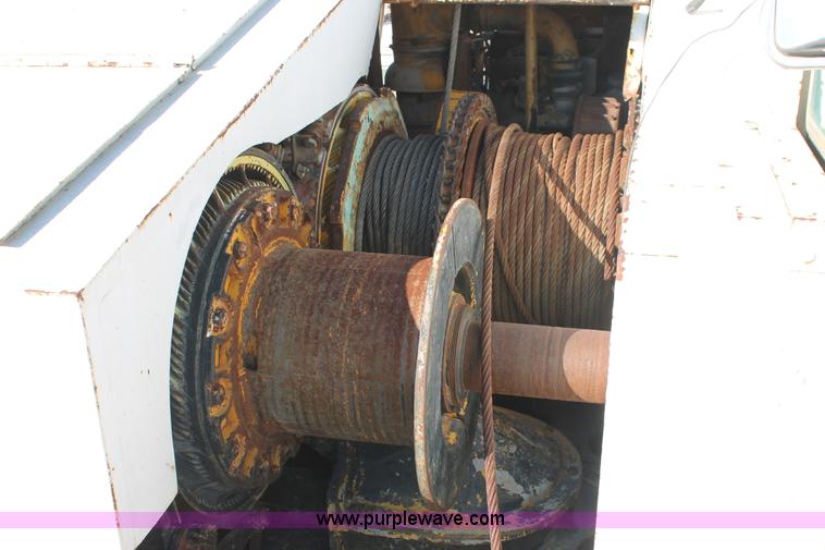 image for item I4732 1972 Lima 700-TC lattice boom truck crane