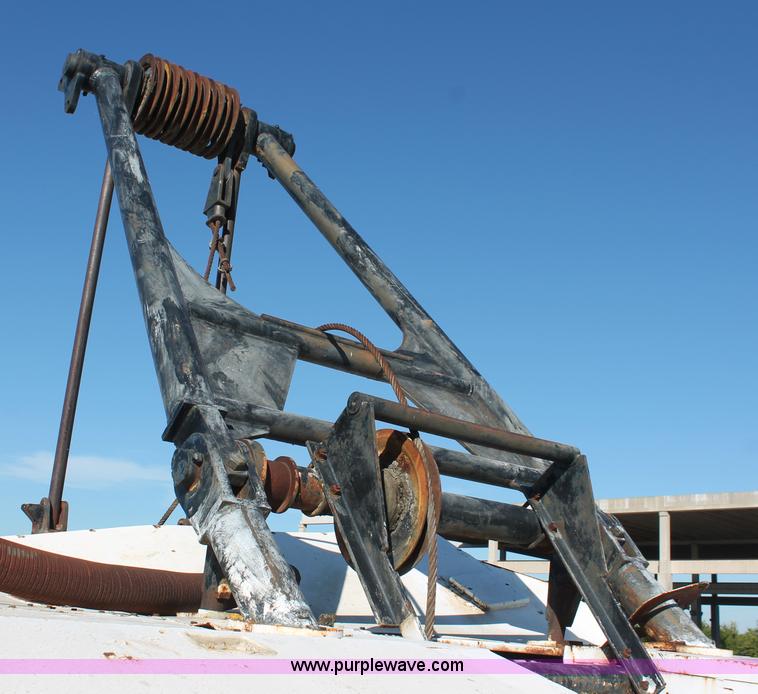 image for item I4732 1972 Lima 700-TC lattice boom truck crane