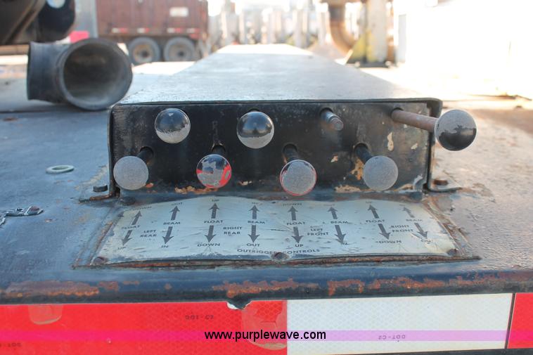 image for item I4732 1972 Lima 700-TC lattice boom truck crane