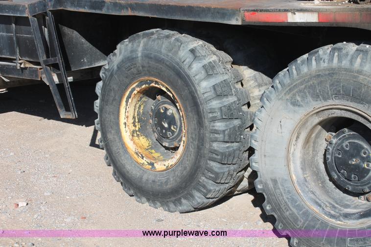 image for item I4732 1972 Lima 700-TC lattice boom truck crane