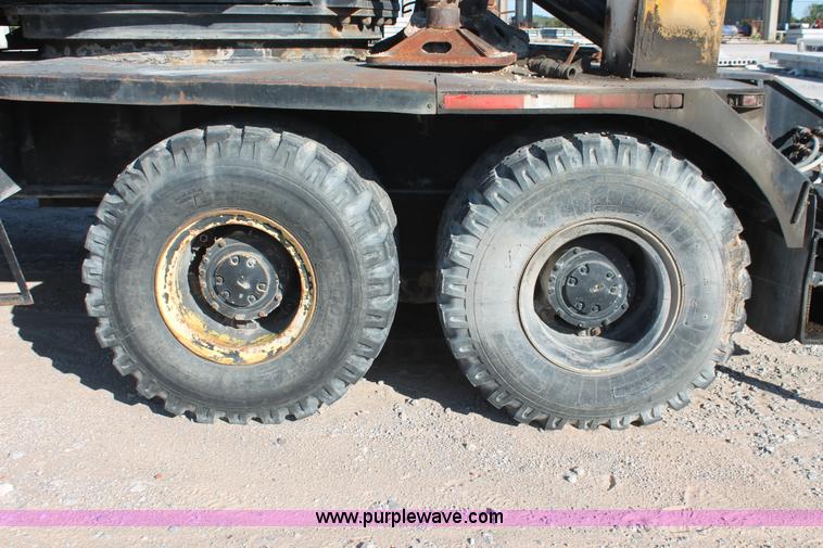 image for item I4732 1972 Lima 700-TC lattice boom truck crane