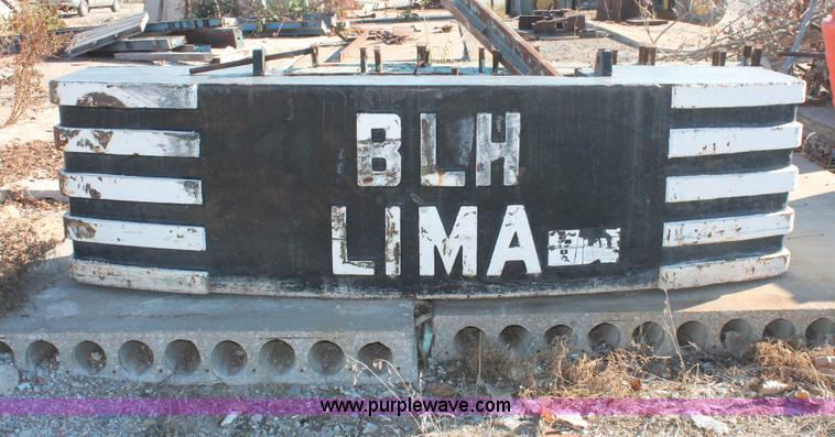 image for item I4732 1972 Lima 700-TC lattice boom truck crane