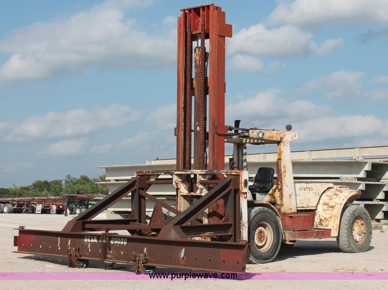 image for item I4733 1980 Hyster H300B forklift