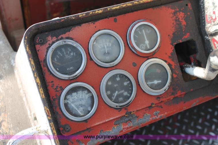 image for item I4733 1980 Hyster H300B forklift