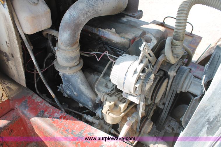 image for item I4733 1980 Hyster H300B forklift