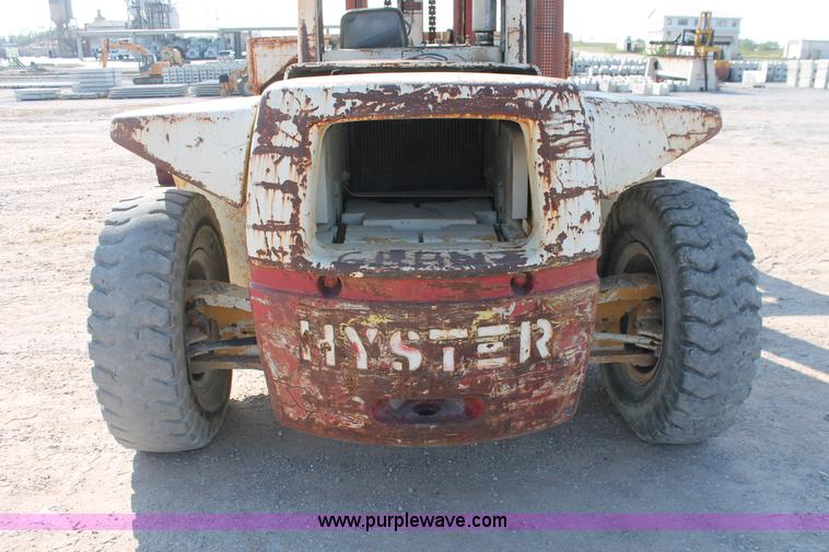 image for item I4733 1980 Hyster H300B forklift