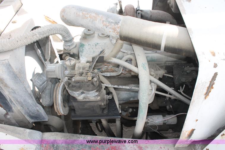 image for item I4734 1980 Hyster H300B forklift