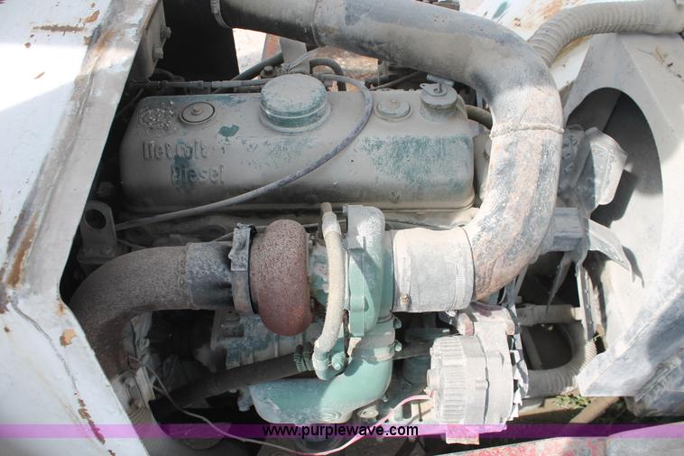 image for item I4734 1980 Hyster H300B forklift