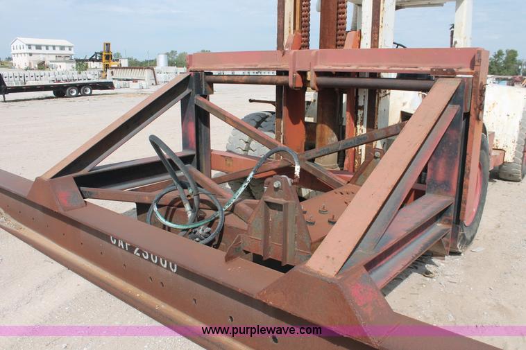 image for item I4734 1980 Hyster H300B forklift