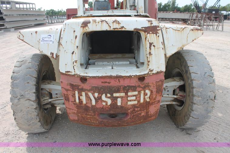 image for item I4734 1980 Hyster H300B forklift