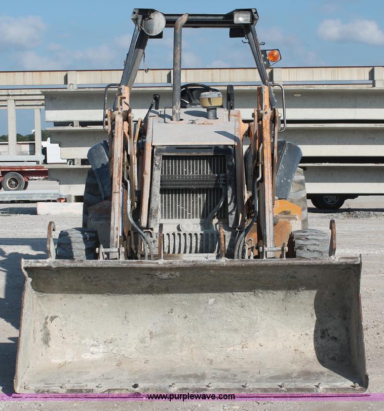 image for item I4735 2001 Case 570XLT Series Two loader