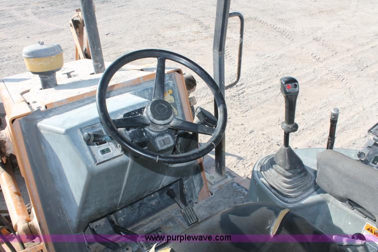 image for item I4735 2001 Case 570XLT Series Two loader