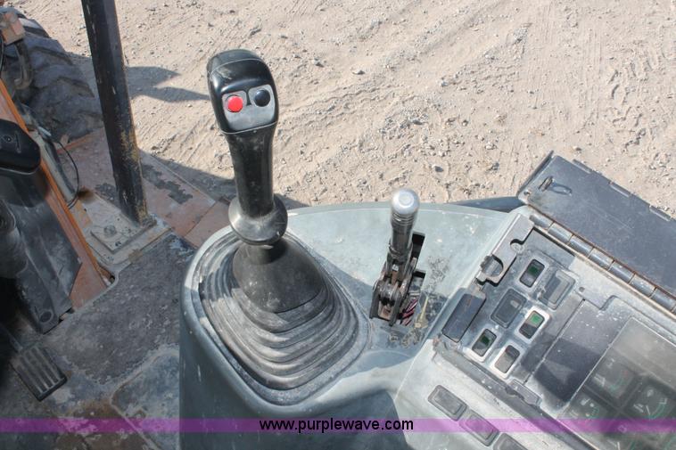 image for item I4735 2001 Case 570XLT Series Two loader