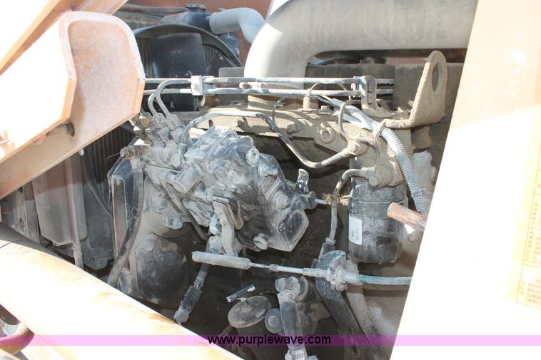 image for item I4735 2001 Case 570XLT Series Two loader