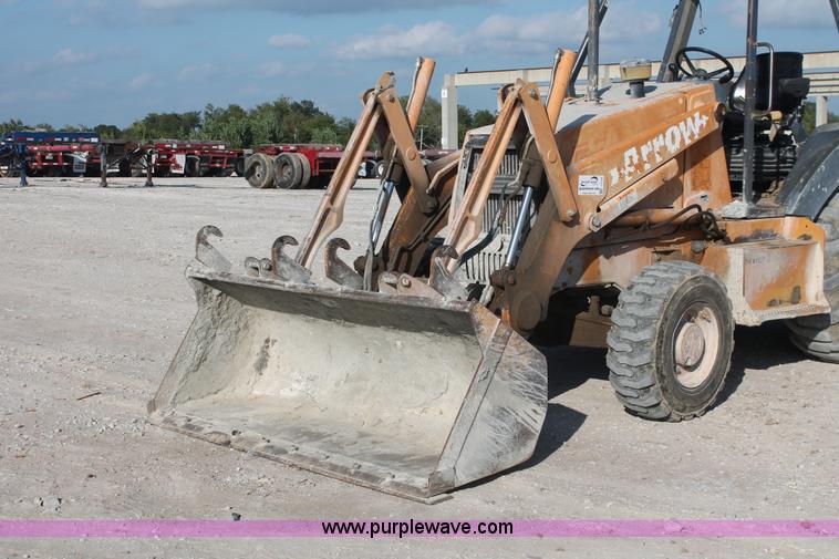 image for item I4735 2001 Case 570XLT Series Two loader