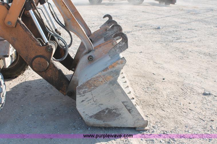 image for item I4735 2001 Case 570XLT Series Two loader