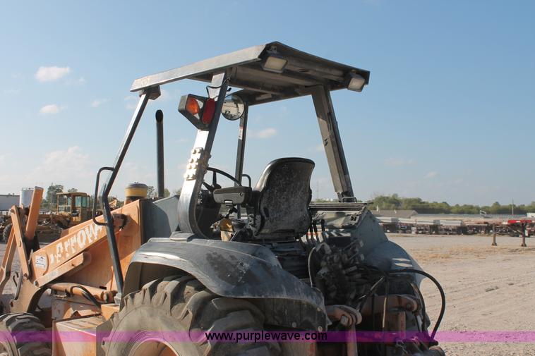 image for item I4735 2001 Case 570XLT Series Two loader