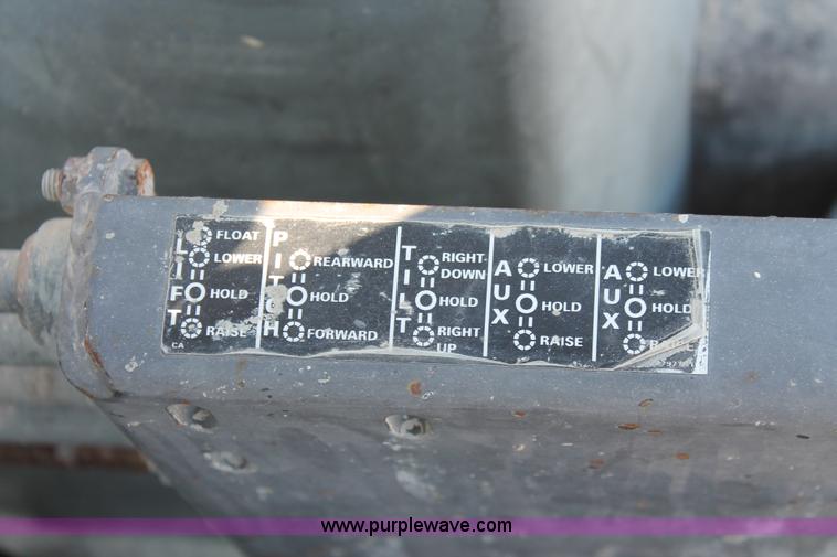 image for item I4735 2001 Case 570XLT Series Two loader