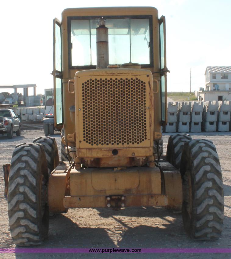 image for item I4736 1960 Caterpillar 12E motor grader