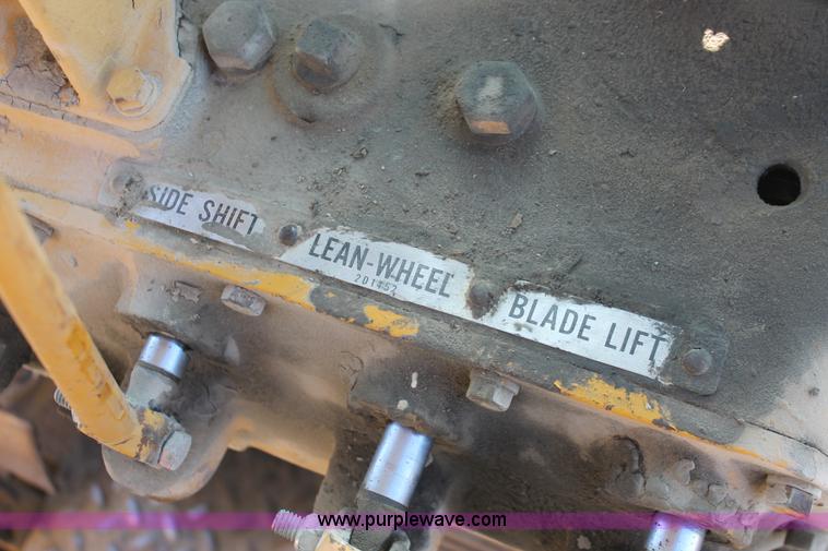 image for item I4736 1960 Caterpillar 12E motor grader