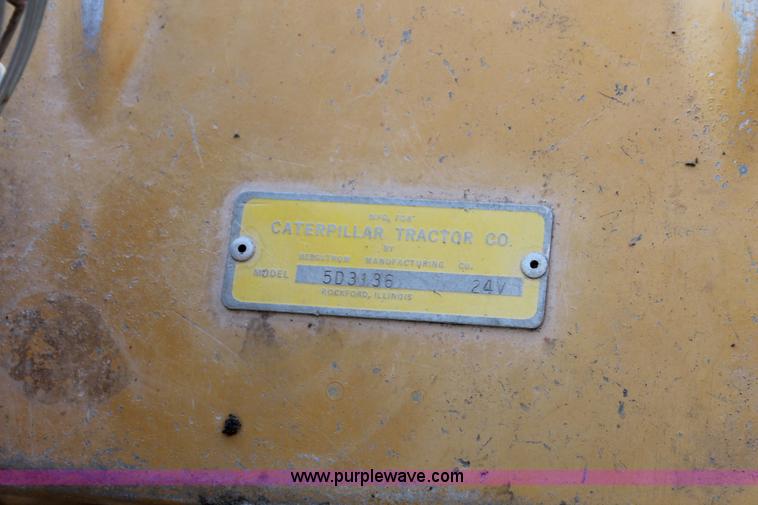 image for item I4736 1960 Caterpillar 12E motor grader