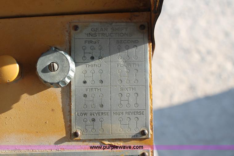 image for item I4736 1960 Caterpillar 12E motor grader