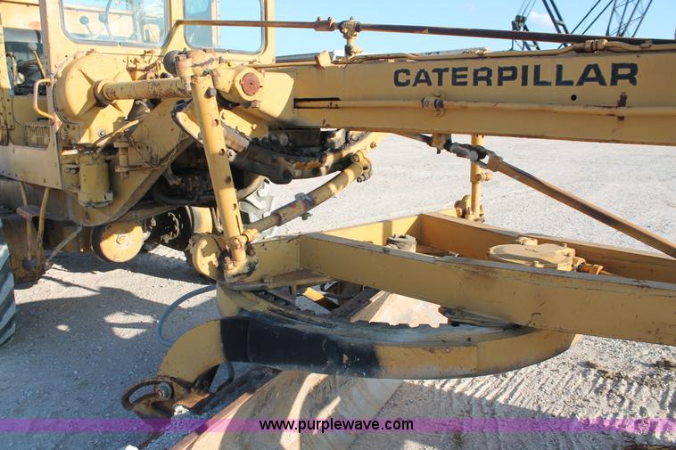 image for item I4736 1960 Caterpillar 12E motor grader