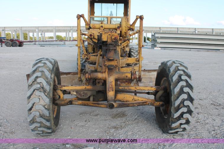 image for item I4736 1960 Caterpillar 12E motor grader