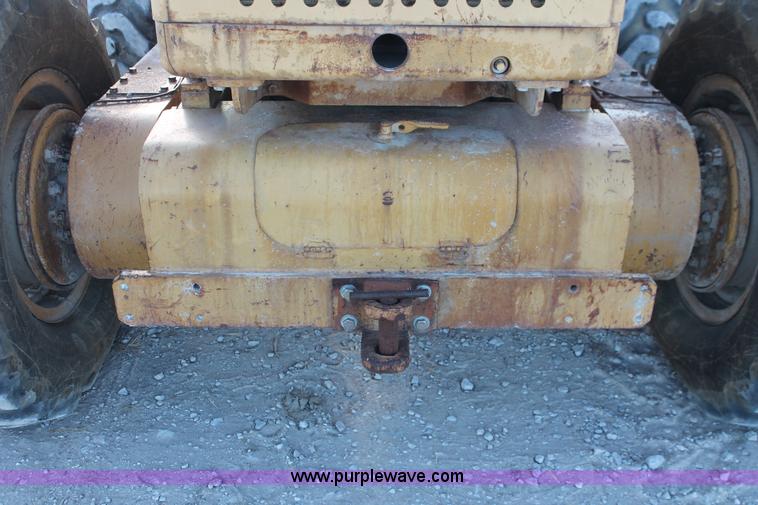 image for item I4736 1960 Caterpillar 12E motor grader