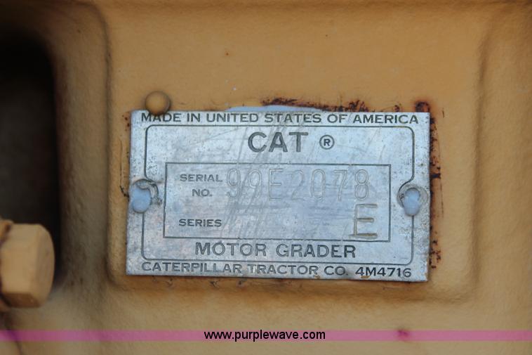 image for item I4736 1960 Caterpillar 12E motor grader