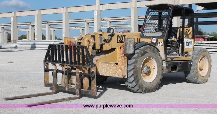 image for item I4737 1999 Caterpillar TH83 telehandler