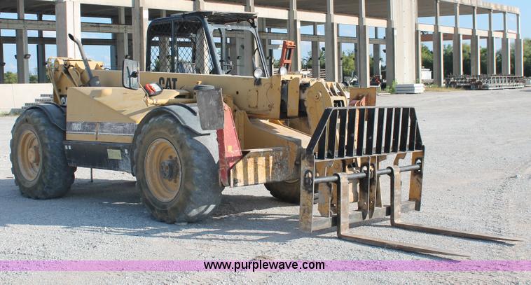 image for item I4737 1999 Caterpillar TH83 telehandler