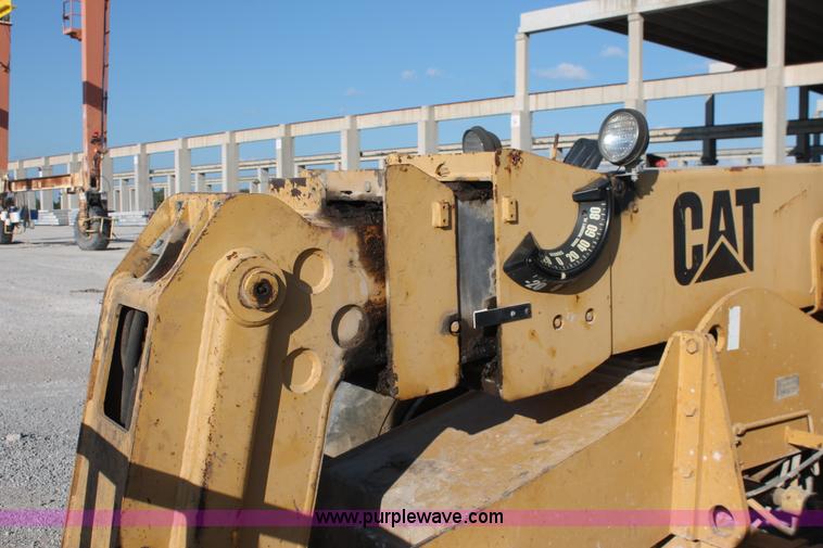 image for item I4737 1999 Caterpillar TH83 telehandler