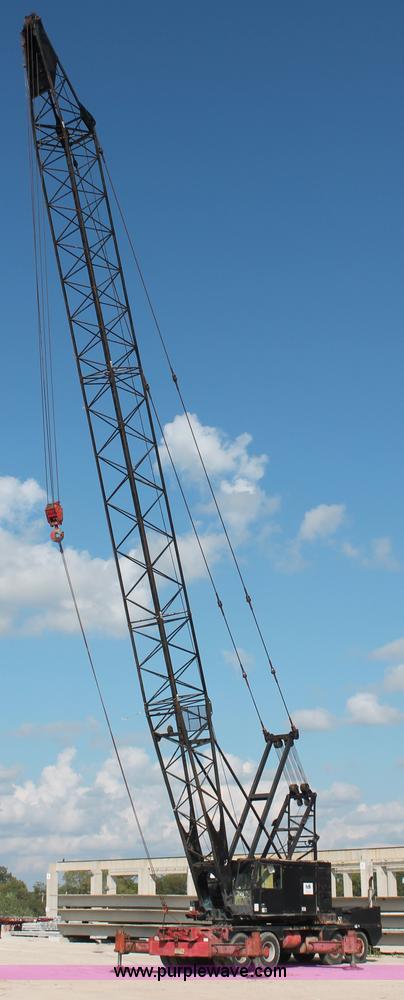 image for item I4738 1972 Lorain MC790 lattice boom truck crane