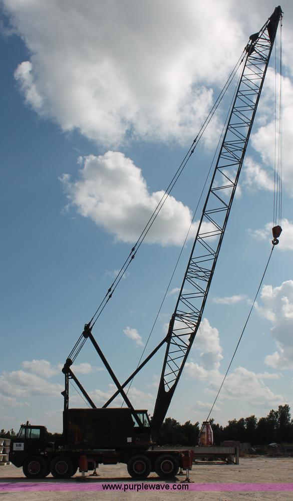 image for item I4738 1972 Lorain MC790 lattice boom truck crane