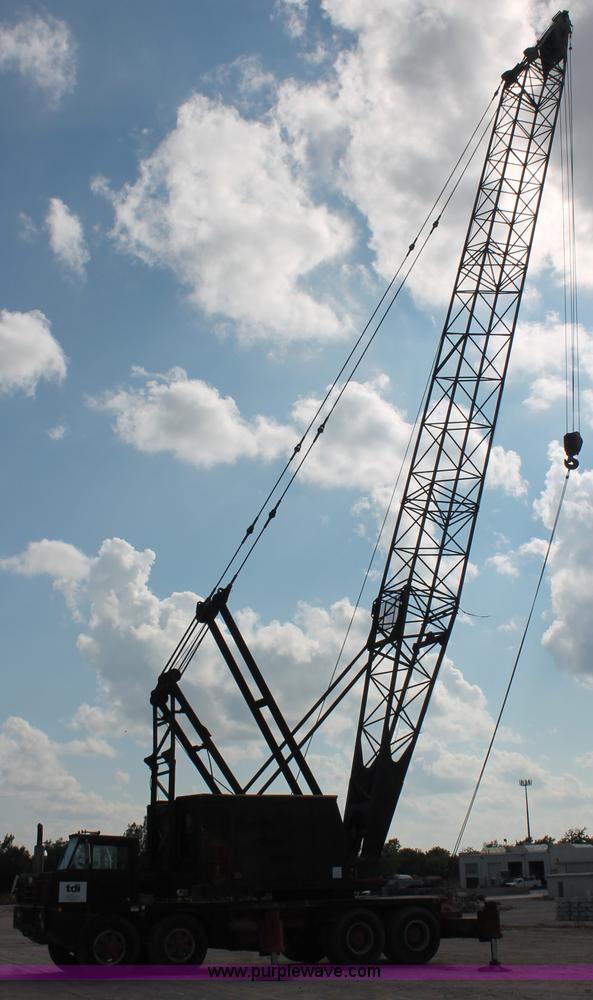 image for item I4738 1972 Lorain MC790 lattice boom truck crane