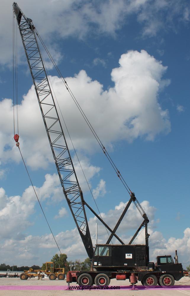 image for item I4738 1972 Lorain MC790 lattice boom truck crane
