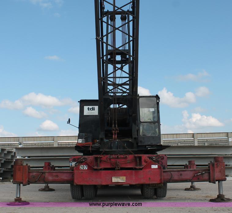image for item I4738 1972 Lorain MC790 lattice boom truck crane