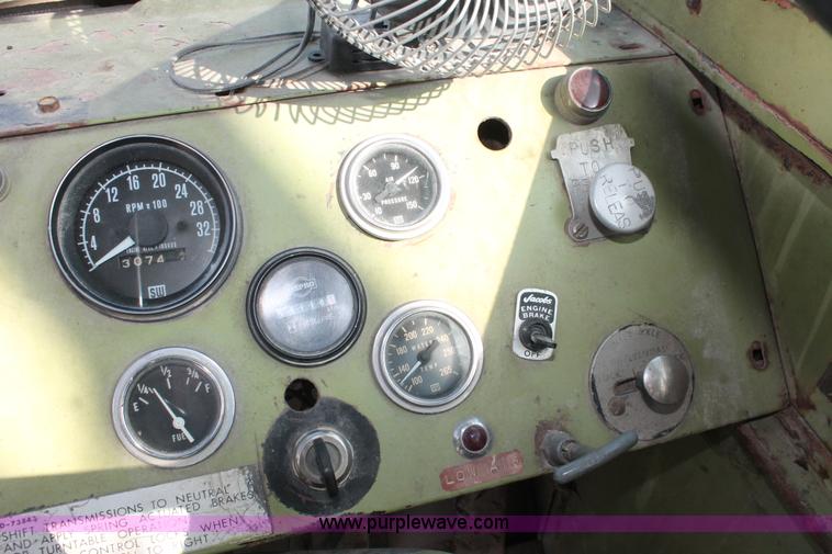 image for item I4738 1972 Lorain MC790 lattice boom truck crane