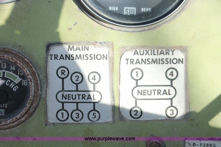 image for item I4738 1972 Lorain MC790 lattice boom truck crane