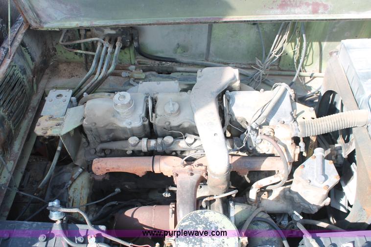 image for item I4738 1972 Lorain MC790 lattice boom truck crane