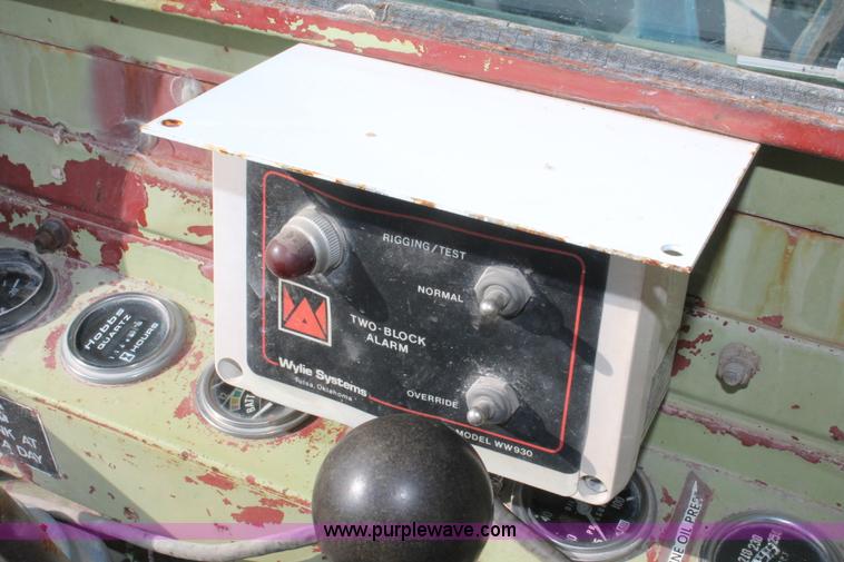 image for item I4738 1972 Lorain MC790 lattice boom truck crane