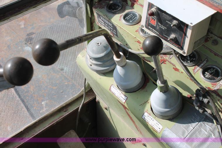 image for item I4738 1972 Lorain MC790 lattice boom truck crane