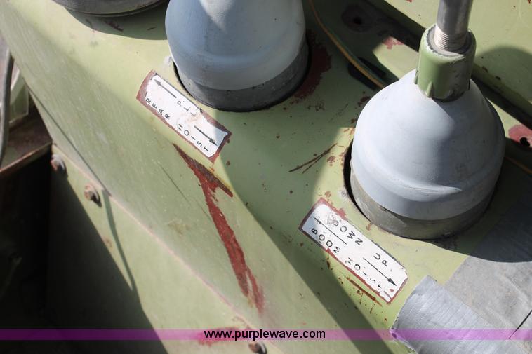 image for item I4738 1972 Lorain MC790 lattice boom truck crane