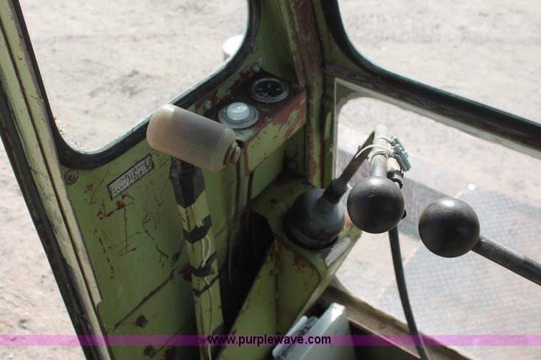 image for item I4738 1972 Lorain MC790 lattice boom truck crane