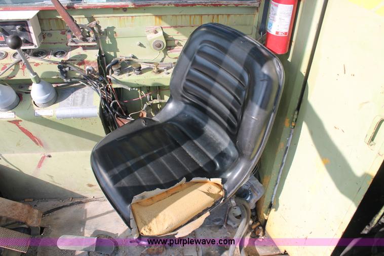 image for item I4738 1972 Lorain MC790 lattice boom truck crane